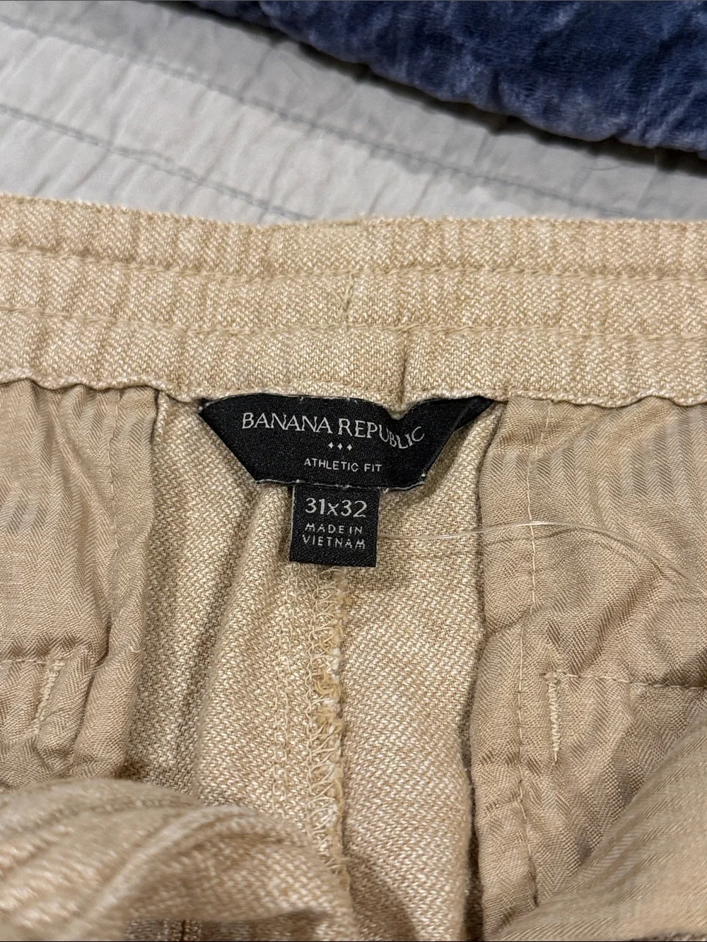 Banana Republic Men's Casual Drawstring Pants in Tan
